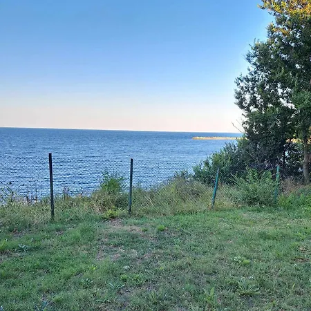 комплекс джулай морнинг Camping Kiten (Burgas)